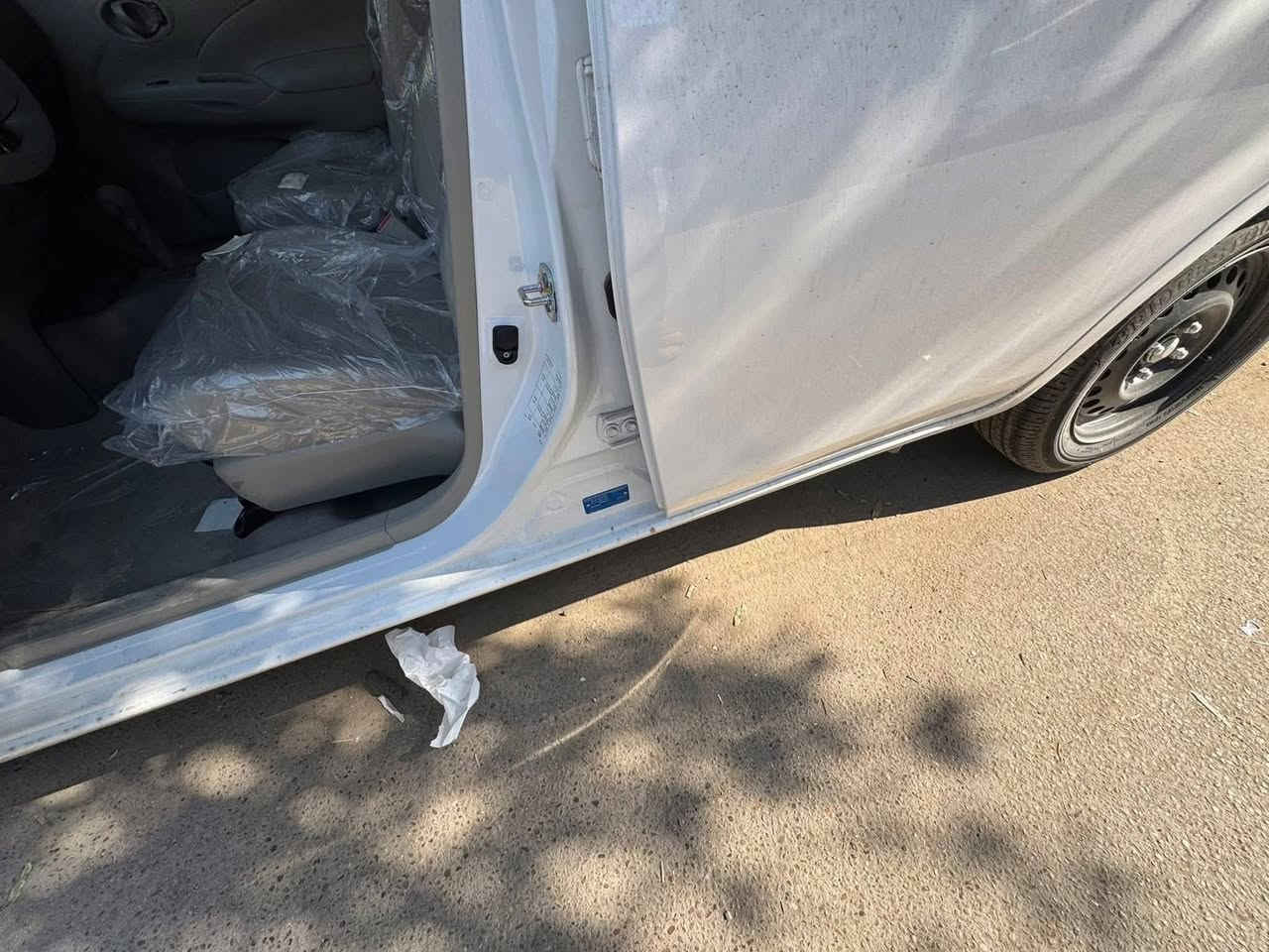 سلام عليكم نيسان صني هندي موديل 2025 كفاله عامه من الشخط  ماشيه 6000 العنوان النجف الاشرف سعر 130 وبيه مجال تصال برقم *********** /***********
