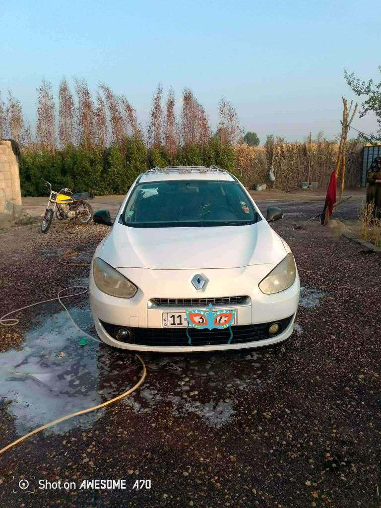 السلام عليكم
رينو فلاونس موديل 12 رقم بغداد لل30 انكليزي
مراوس بBMW خفاش او
700
500
واتساب
***********
