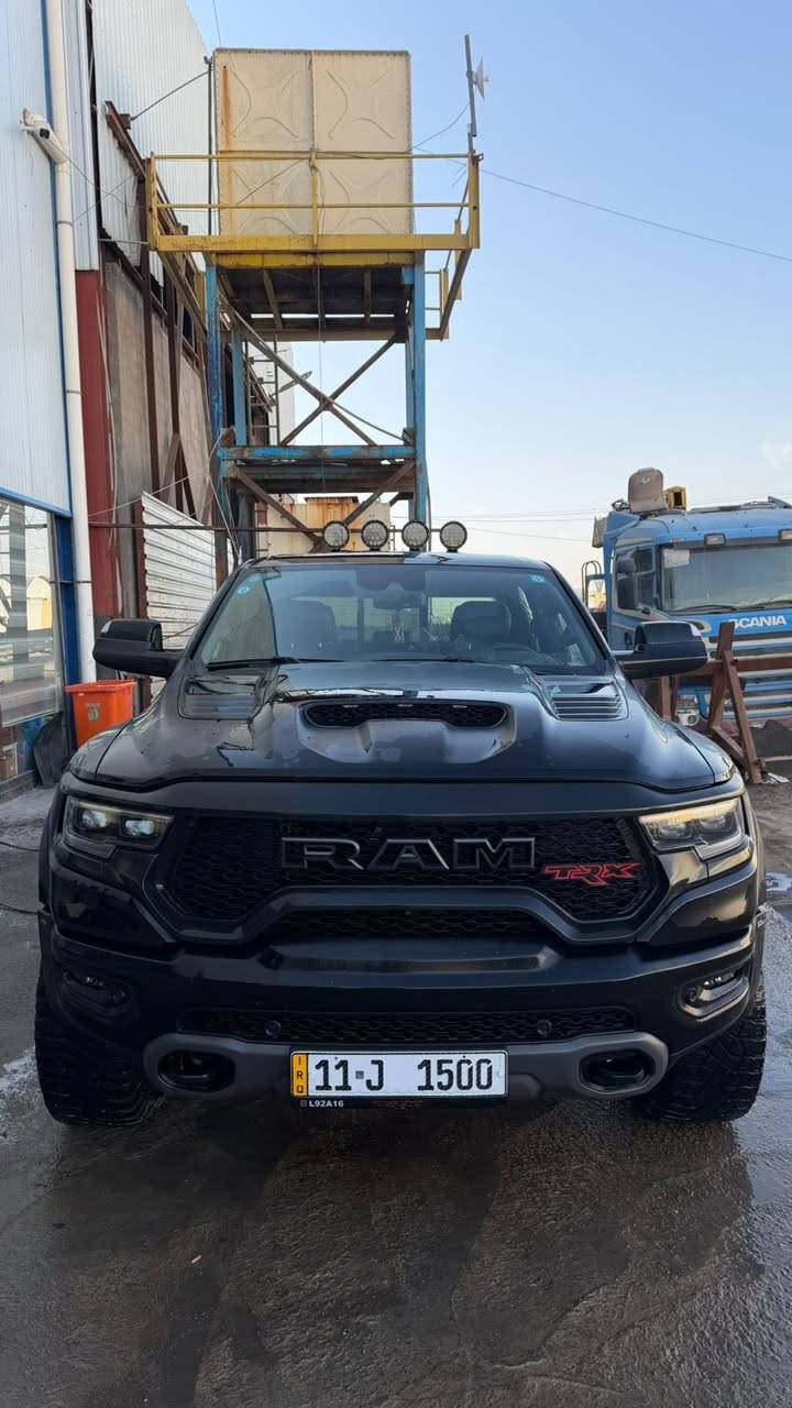 رام الوحش (TRX)فول مواصفات 1/1             وارد امريكي (كلين تايتل)                      رقم مميز 1500بغداد  نقص برغي ما بيهَ 
ماشيه 45,000km
شاشة تيسلا 
داتا شو عارض ع الجامه 
رادارات 360
كامرات 5
حساسات امامي خلفي
كشنات تدفئه وتبريد 
سياقه ذاتيه 
تحديد مسار 
مري كهربائي قلاب تتكبر حجم 2,500
دويات ابواب كهرباء 
دخول ذكي 
بصمات تشغيل 2
رولنگ بار بلاد 
تسكيرة بدي امريكي بلاد ابو المفتاح
وباقي مواصفات الTRX المعروفه لا تعد ولا تحصى 
بروجكترات عملاقه مشدوده سستم كامل 
اناره جوه السياره كلشي يشتغل ببصمات موجوده داخل الدواخل بلاديه 
انارة الأشارات ❤️

ملاحضه:السياره لون فيلي لامع مكتوب بالسنويه اسود غير محدد الصور موجوده بالنهايه 
مغلفة ppf أسود طافي مات يم البريمي ضمان 12سنه
رقم مميز على حجم السياره 1,500
للتواصل وتساب واتصال فقط ما موجود ع الفيس 
***********
***********
