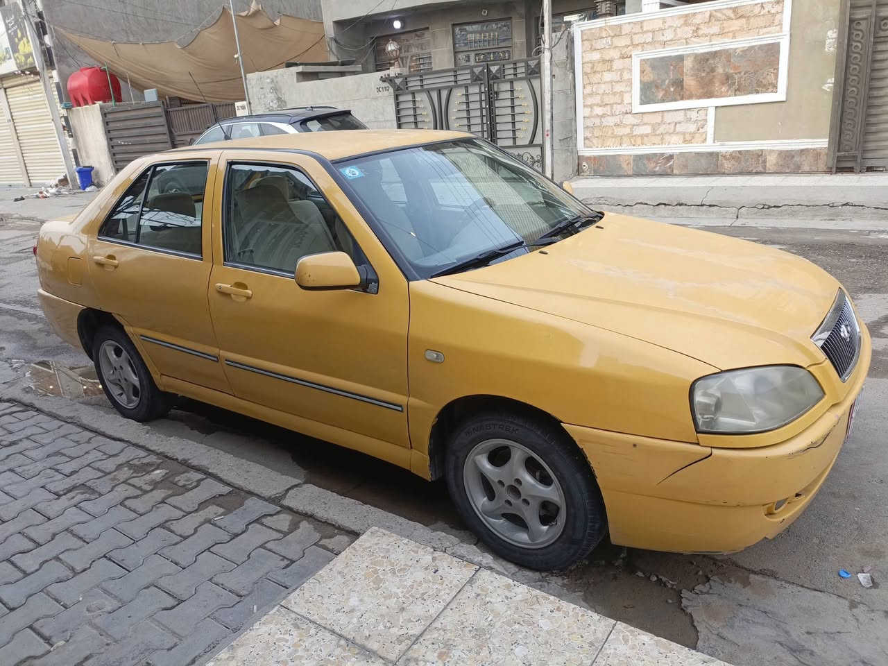 السلام عليكم للبيع شيري كوين موديل ٢٠١١ مكفولة لا ضربة ولا صبغ  بدونه خياس بلادية باسمي مصفره هيئه وغرامه محور كير ومحرك اوتوماتيك يم ليث الواسطي تخم تأير صدر امامي خلفي كله جديد مشط استيرن جديد تبريد ثلج بيه جراد واضح بالصور الجاد بالشراء يتصل وبي خير ويدلل هاتف ***********المكان الدورة
