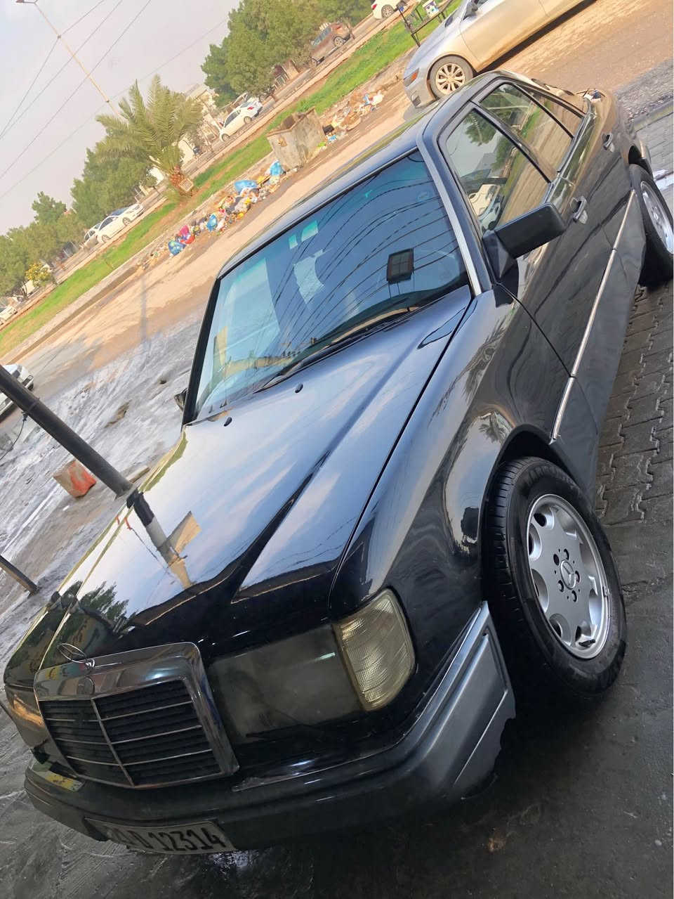 سلام عليكم . مارسيدس دب موديل 91 اللون أسود مصبوغ عام محور 3000vvti فيشتين سنتر لوك جام كهرباء آريل كهرباء كشنات جلد  كشن السايق كهرباء ويل تفاحة باتري جديد داينمو حاوية غير متواجد ع النت موبايل *********** عنواني نجف النجف, العراق
