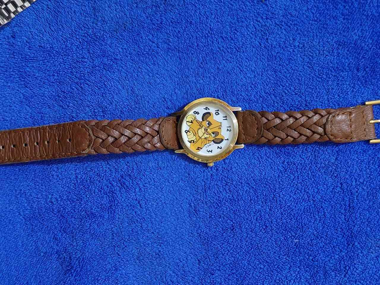 كل المعروض بسعر 50 الف متوفر توصيل كل الساعات مكائن ياباني فوسيل لمينوس وتايمكس واوماكس ودبل تايم ياباني وقطعة سويسريه


**إذا كنت صاحب هذا الإعلان وتريد حذفه لأي سبب، رجاءا أرسل رسالة إلى الدعم الفني**