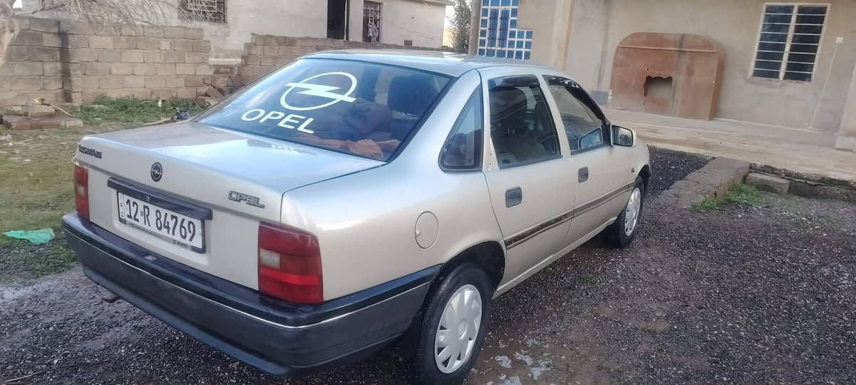 السلام عليكم
فكترا لليبع حجم 16 
موديل 1992 كابون بانزين
السنويه 2029
كابون بانزين
شرط التحويل السعر 45
*********** مكلف بالنشر
