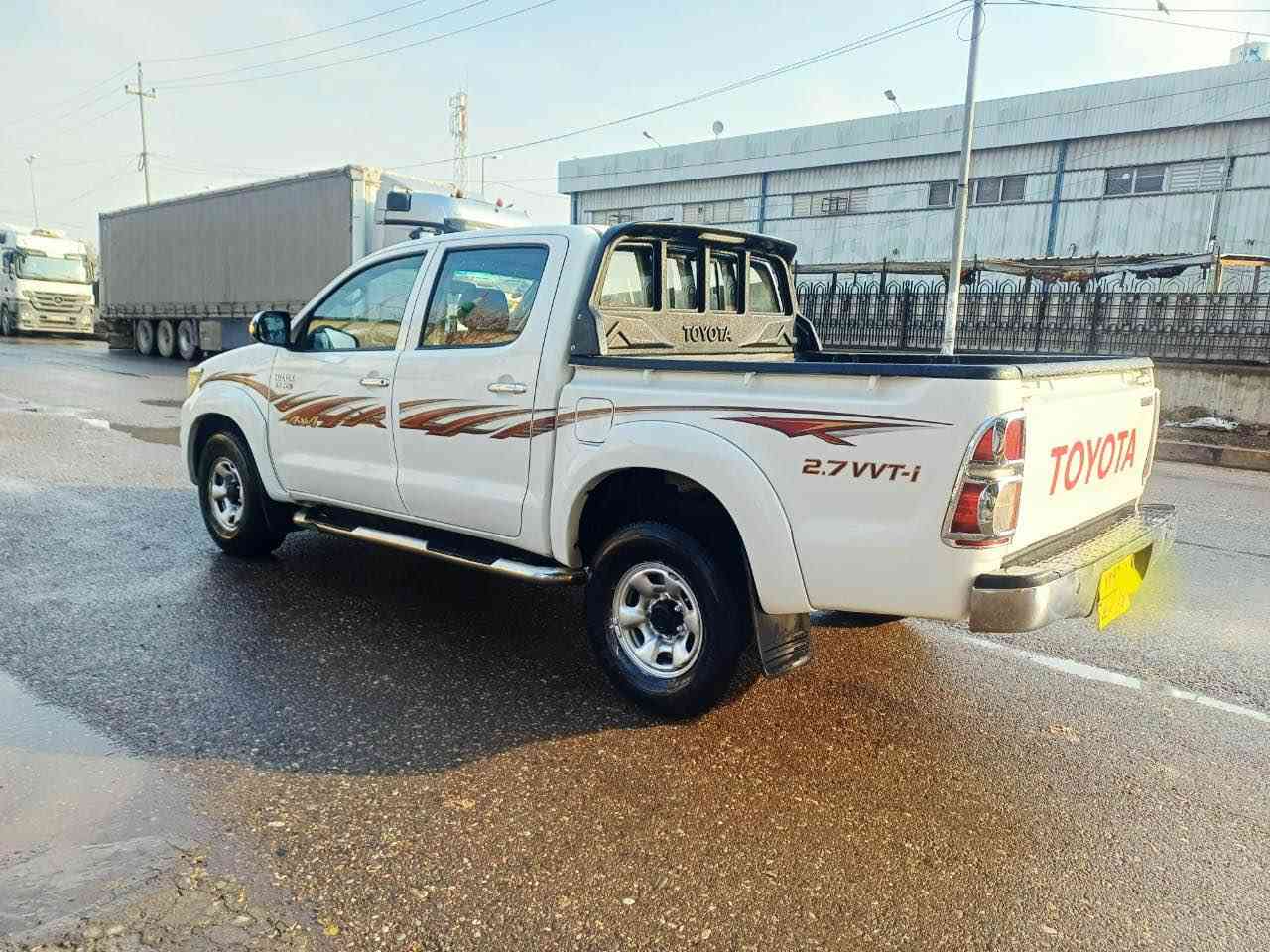 تويوتا هايلوكس موديل ٢٠١٣ بي سبوغ كير عادي 
كيرماكينه به شرط تحويل غرامه به شرط به ناوي خومه دحمي بودحامي به شرط سعر١٨٨ $ شوين هه ولير تلفون فايبر واتساب *********** أربيل, العراق
