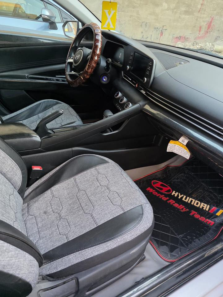 سلام عليكم 
النتر وارد امريكي 2024 حادثه كلش خفيف السياره جدا نضيفه برغي مابيها نقص مواصفاتها نص فول 
حساس 4اتجاهات 
اوتو هولد 
قياده ذاتيه 
نضام اقتصادي تطفى وتشتغل وحدها بل الازدحام
رقمي *********** واتس
مكاني بغداد الدوره
