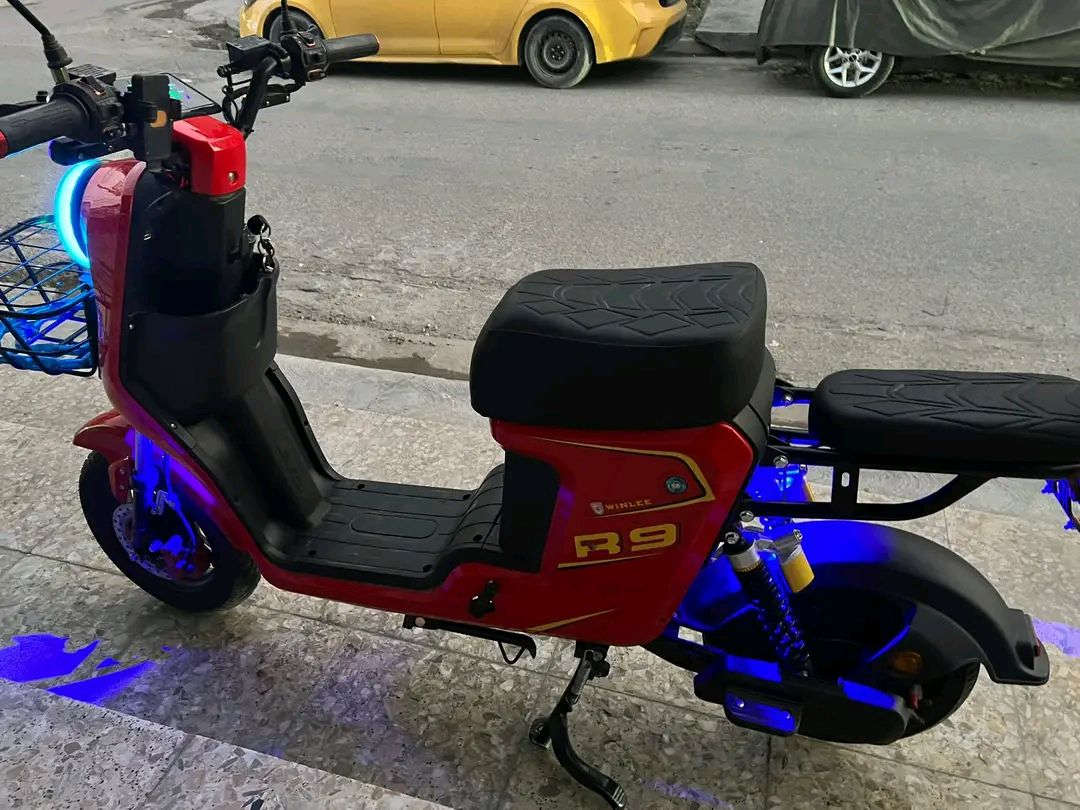 دراجه شحن
4 بطاريات
تطول 8 ساعات ب شحن
يتحمل وزن 150
سرعة 40
جديده ومابيها اي نقص
السعر 150 ويتوفر توصيل


**إذا كنت صاحب هذا الإعلان وتريد حذفه لأي سبب، رجاءا أرسل رسالة إلى الدعم الفني**