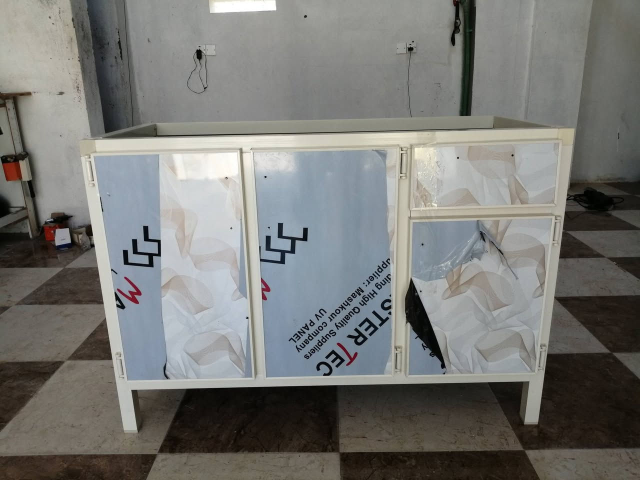 کەوانتەری لۆک جوان بۆ فرۆشتن بە نرخی هەرزان *********** ئەوە ژمارەی خاوەنێتی خۆی دروستی کردە و دوکان چۆڵ دەکات
