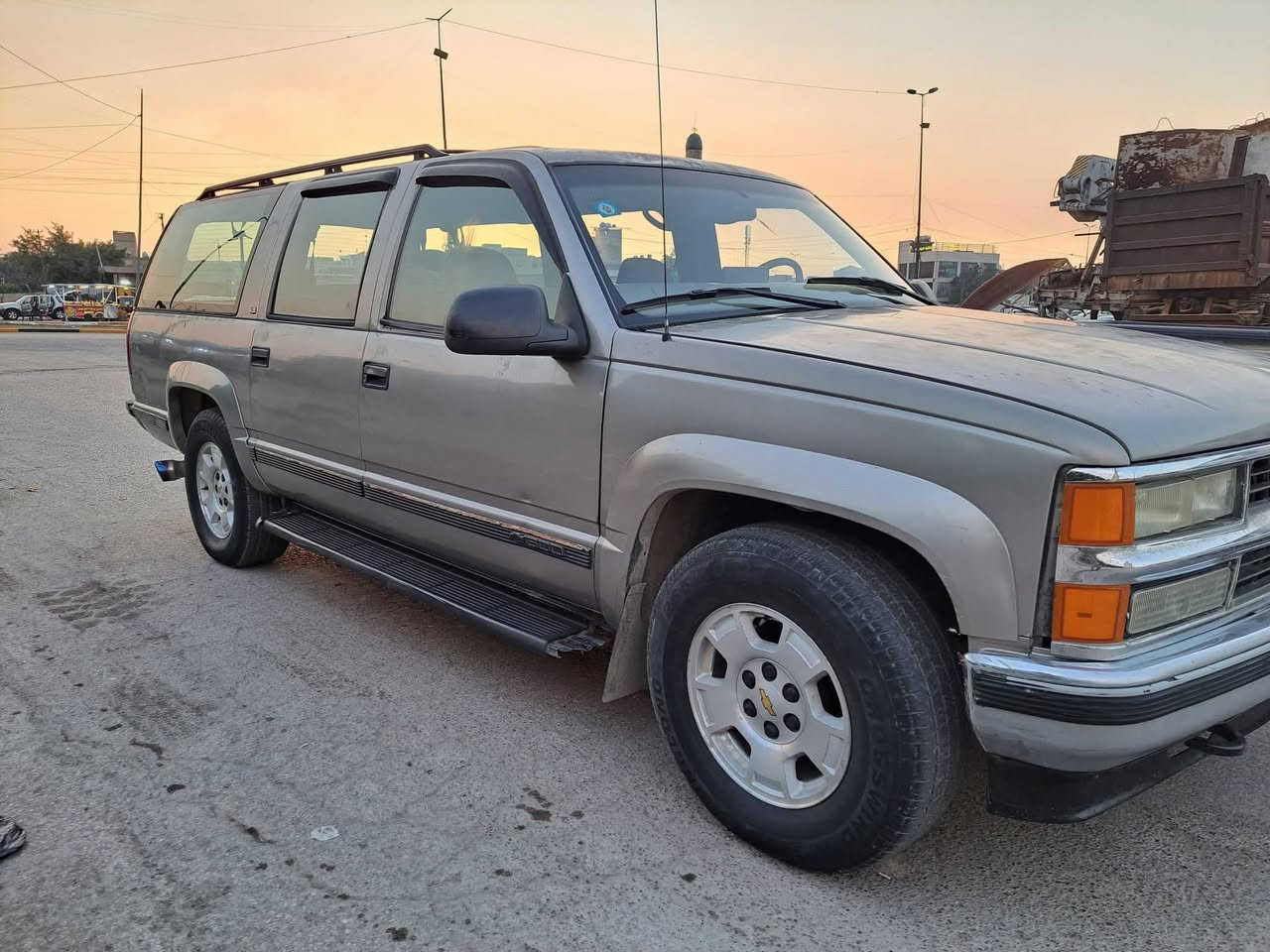 السلام عليكم سيارة جمسي للبيع مديل ٩٩مكينه٣٥٠  كير ٧٠٠ سيارة جاهزة بغداد مشروع وطني دولي  العنوان البصره ابو الخصيب السعر 75 ورقة الاتصال ع الرقم ***********
