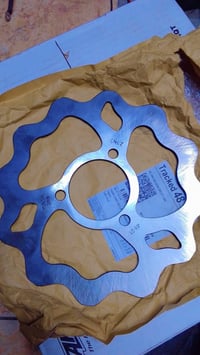 للبيع كابريتر 28 ممستخدمه مال باله فلنجه ماكس 120 جدد غير مستخدمات مكا...