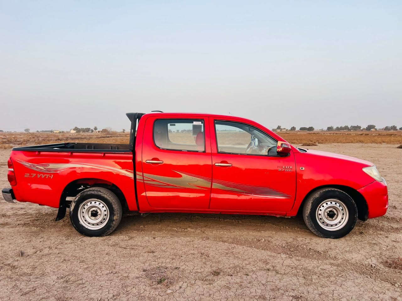 سلام عليكم بيكم هايلوكس 2011 رقم مثنى دولي بسمي تريد تحويل تريد وكالة تخم تاير محرك جديد تبريد ثلج تدفئه شغاله  حداديه جديده شاصي 19 كويتي باب اول مكفوله من ضربه وتبديل وصبغ وضع شركة سعر 155 وبيه مجال *********** *********** مكان بابل الشوملي
