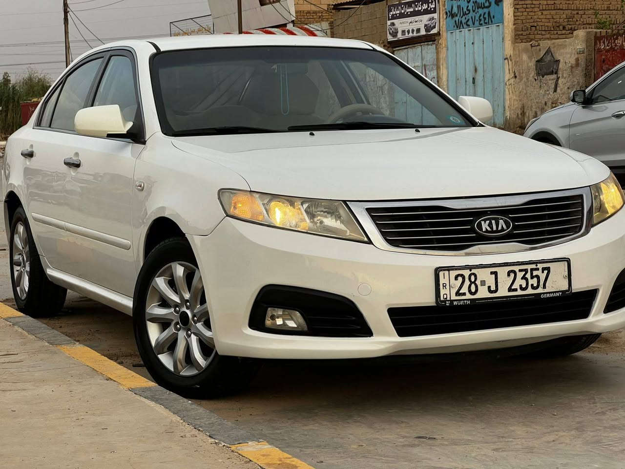 كيا اوبتما 2009خليجي كفاله من الضربه والصبغ بيها صبغ بسيط  مذكور بل السونار مكينه 2000دوش كفاله رقم نجف نكليزي مشروع وطني سنويه ٣٠ مكينه كير حداديه تخم تاير تبريد تدفئه كله جديد السياره جاهزه مال جناي مكان السيارة ذي قار قضاء الرفاعي. السعر ١٢٢ بيها مجال للاتصال ***********   ***********

