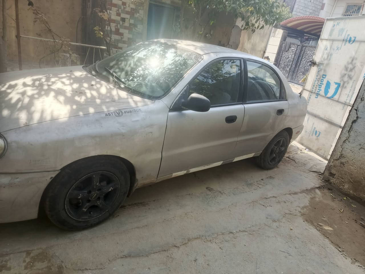 سلام وعليكم دايو لانوس موديل 2000 كير ومحرك  اخير من الله وصدر جديد تخم تاير جديد مكاني ابو غريب *********** السعر 27 بيه مجال
