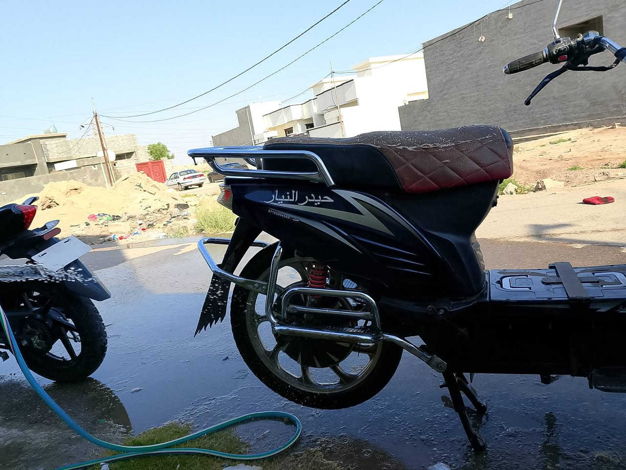 سلام عليكم درجه شحن موديل 2022 بطريات جدد حساس جديد عقل جديد بس كشن تعبان درجه فول سعر450وبيه مجال***********
