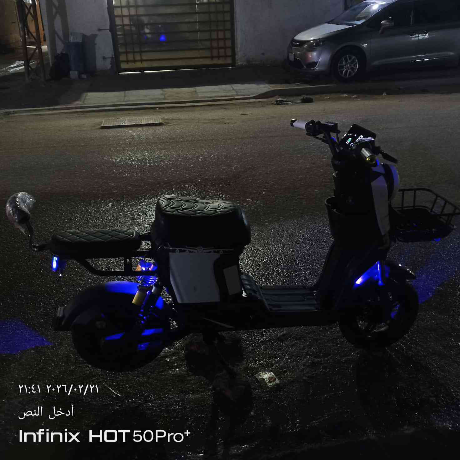 السلام عليكم
دراجه شحن للبيع 
نوع R9
مستخدم قليل 
كامل الملحقات
ما بيه اي نقص 
السعر 450بيه مجال للطيبين 
تواصل واتساب 
***********
