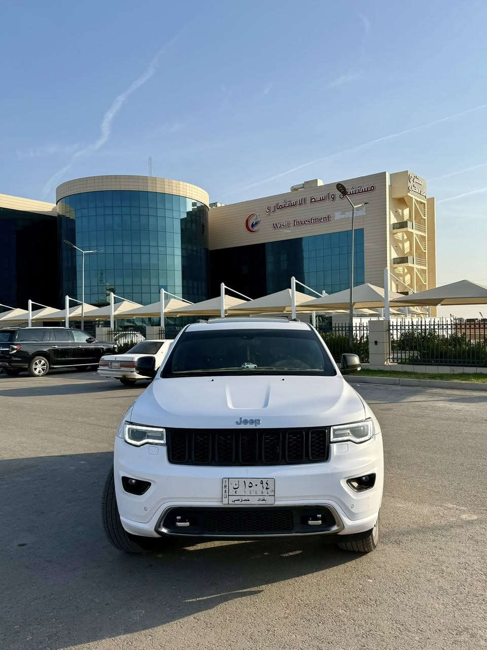 السلام عليكم 
جيب خليجي اوفرلاند 2018
كفاله عامه ماشيه ٩٠ الف
مواصفاتها معروفه 1/1 ام الجكات
بيع او مراوس بـ srt 
الشراي يتصل مو شراي لاتعبني رحمه لاهلك والسياره سعرها مناسب
***********
