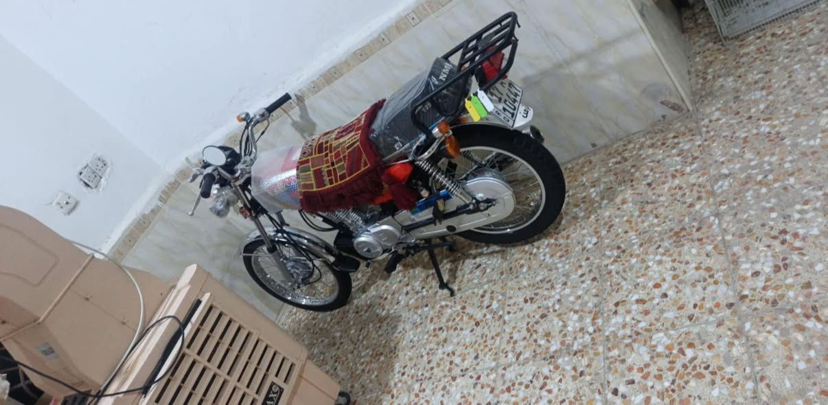 دراجه ٢٣ رقم وسنويه  دراجه وكيل مامفتوح بيها ولا برغي  مكاني بالسماوه  الشراي  يتصل ***********
