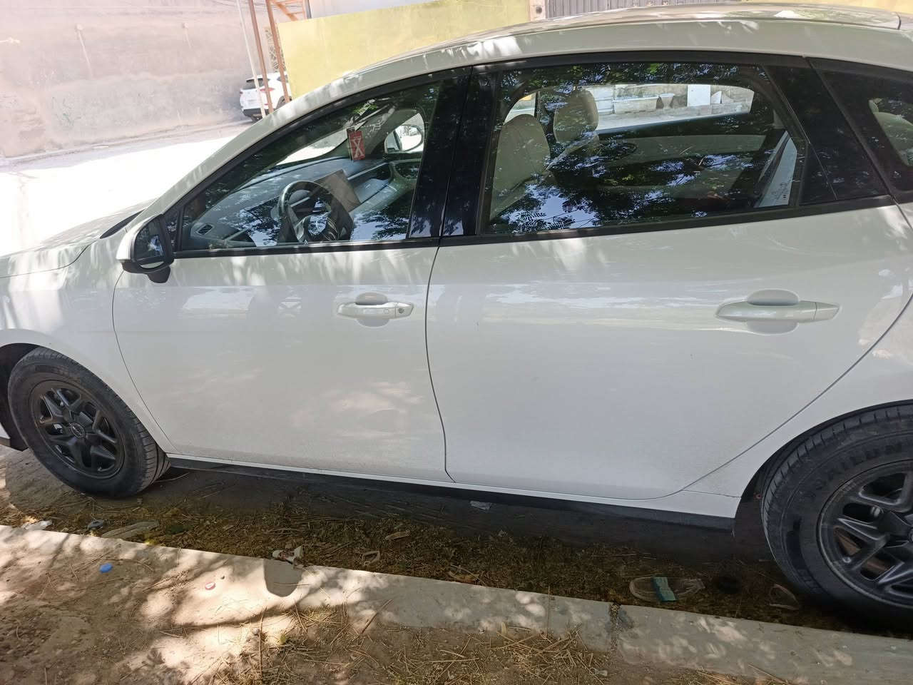 السلام عليكم BYD سيل 05
بدون صبغ بدون تبديل مكفولة للاستفسار ***********
