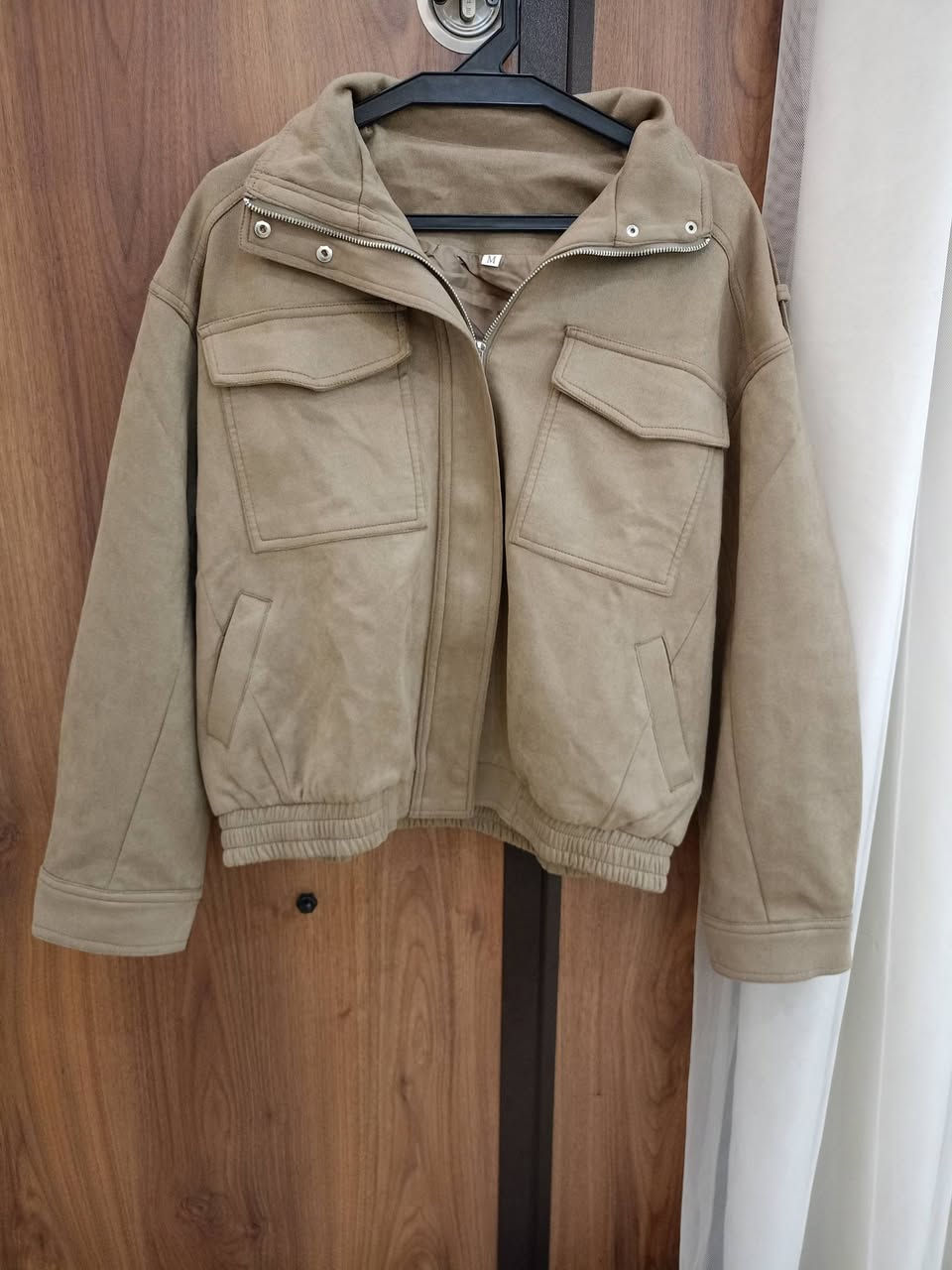 متوفرة سترة بهذا الجمال واللون قديفه ثكيلة كشخة تلبس قياس لارج السعر 25 مع التوصيل


**إذا كنت صاحب هذا الإعلان وتريد حذفه لأي سبب، رجاءا أرسل رسالة إلى الدعم الفني**