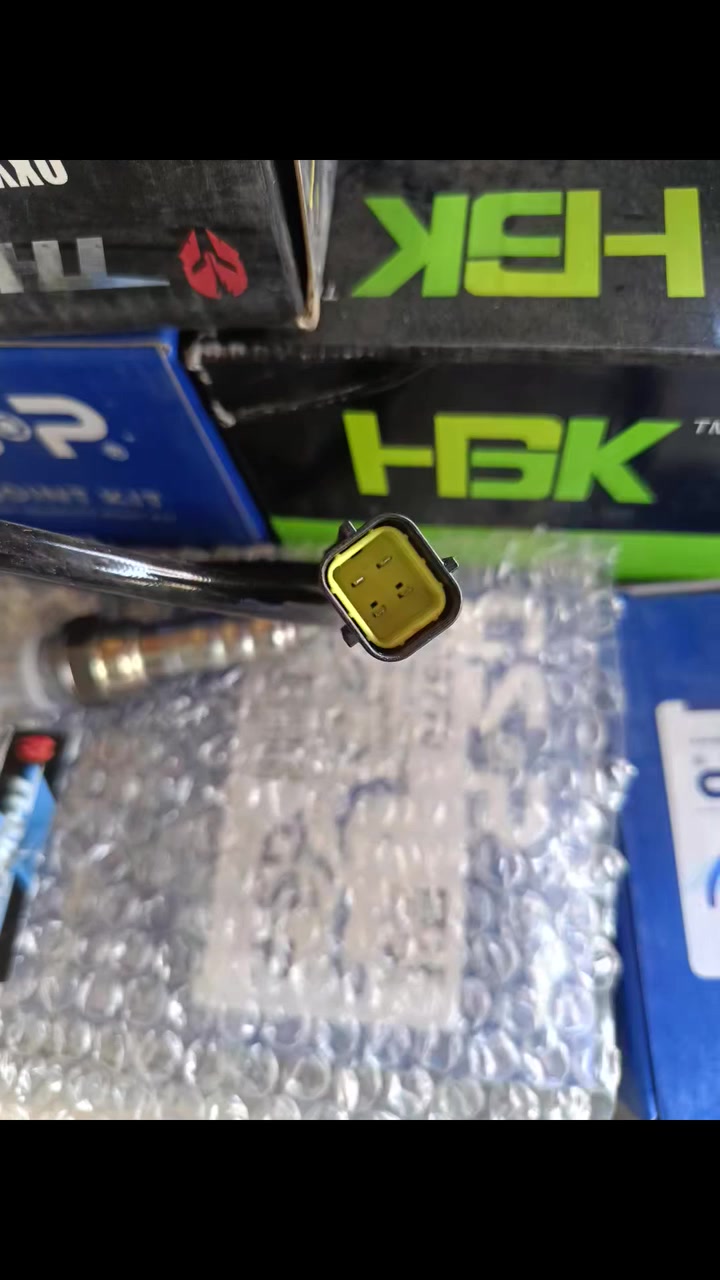 لمبة الـ Check Engine منورة ومزهقاك
 "لو لمبة الأعطال نورت، وجهاز الفحص طلع لك كود (P0130 إلى P0161)، يبقى الكلام على حساس الأكسجين. مش بس استهلاك بنزين، ده ممكن يخلي العربية 'تكتك' منك وهي واقفة (عدم انتظام السلانسية)
للتواصل 📞
01100807811.                   01150032616
العنوان 
محافظة بني سويف مركز الوسطى طريقه مصر الزراعي بجوار محطة وقود افوة


**إذا كنت صاحب هذا الإعلان وتريد حذفه لأي سبب، رجاءا أرسل رسالة إلى الدعم الفني**