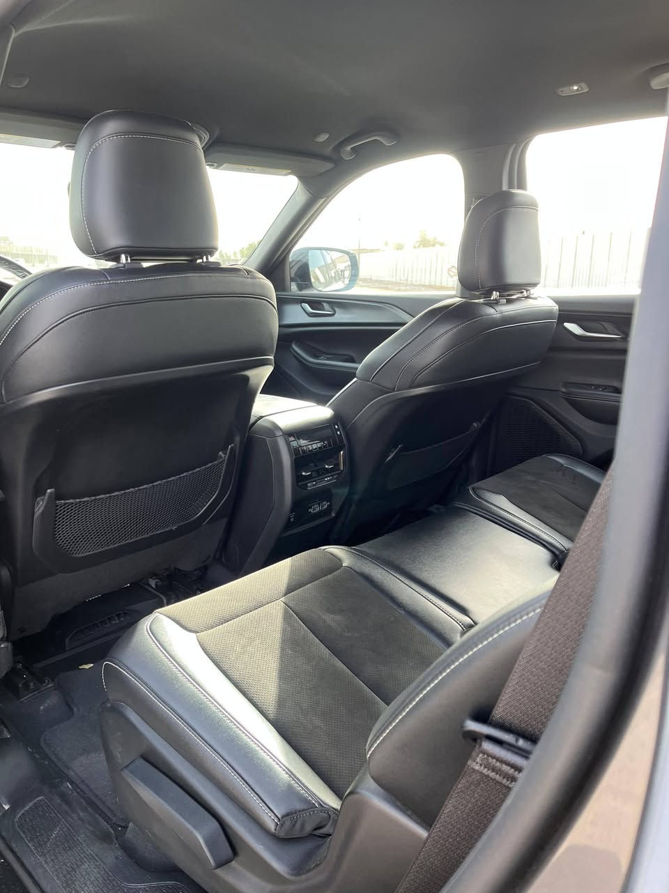 السلام عليكم جيب للبيع موديل 23 حادثها جاملغ فقط بيع مستعجل عندي مريض السعر 190 قفل قفل من الاخير ***********
