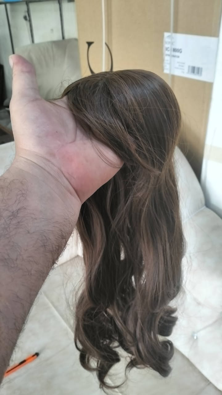 سلام عليكم طلعت عندي هاي يمكن مقدمه لان حجم الراس كلش صغير بس باروكه تجنن مااعرف طبيعي لو الياف انطي سعر وبالعافبه مكاني موصل


**إذا كنت صاحب هذا الإعلان وتريد حذفه لأي سبب، رجاءا أرسل رسالة إلى الدعم الفني**