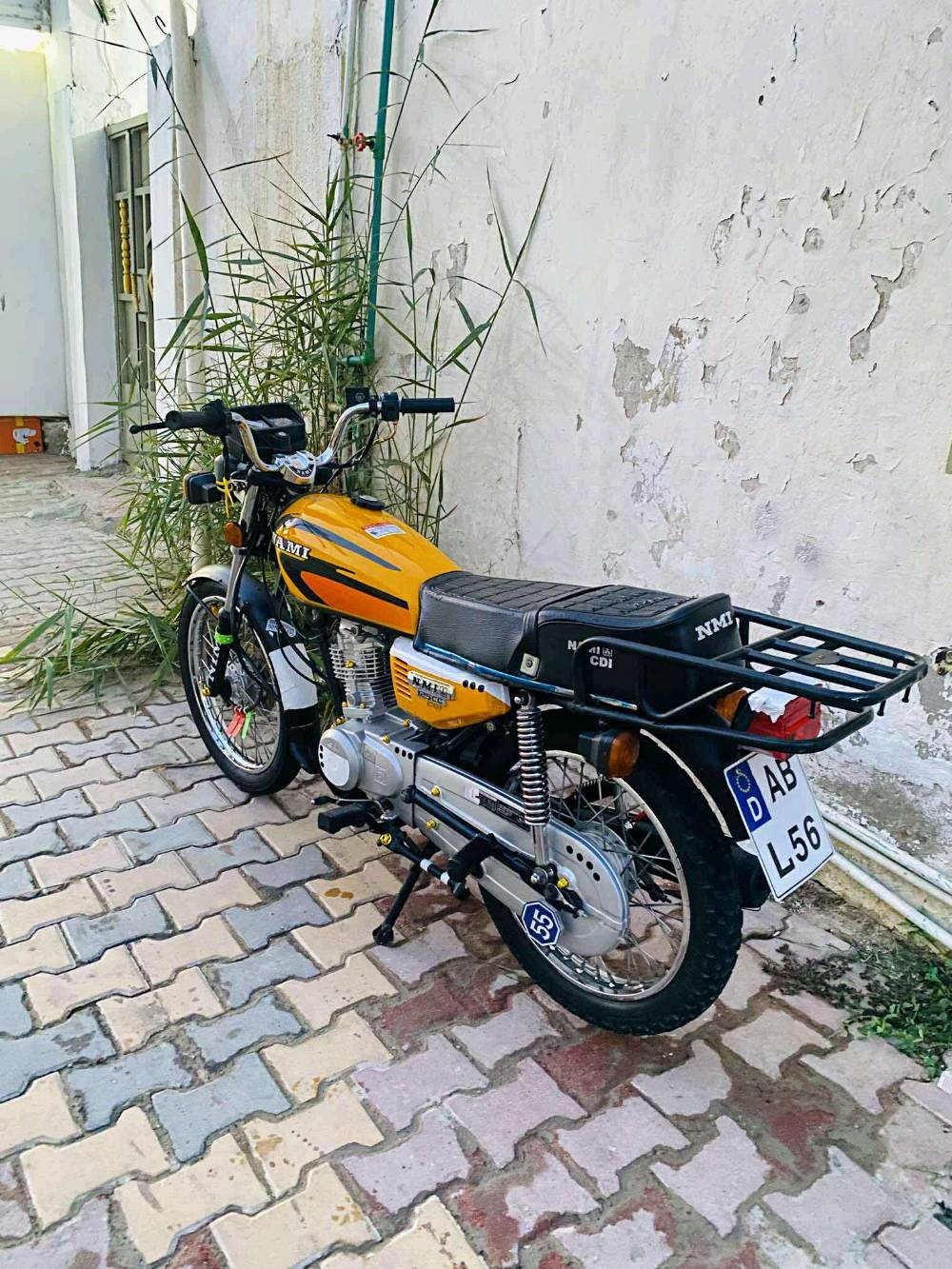 دراجه نامه مديل 22 أوراق أصولي 
دراجه مكفوله سعرها 850 وبيها مجال: 
مكاني واسط قضاء الحي 
