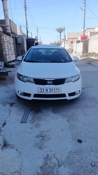 ٢٠١٢ • ١٦٠٠ • فتحة سقف