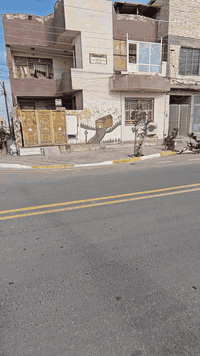 سلام عليكم دار تجاري للبيع الموقع حي الوفاء شارع الأربع سايد مساحة 176م للستفسار ***********
