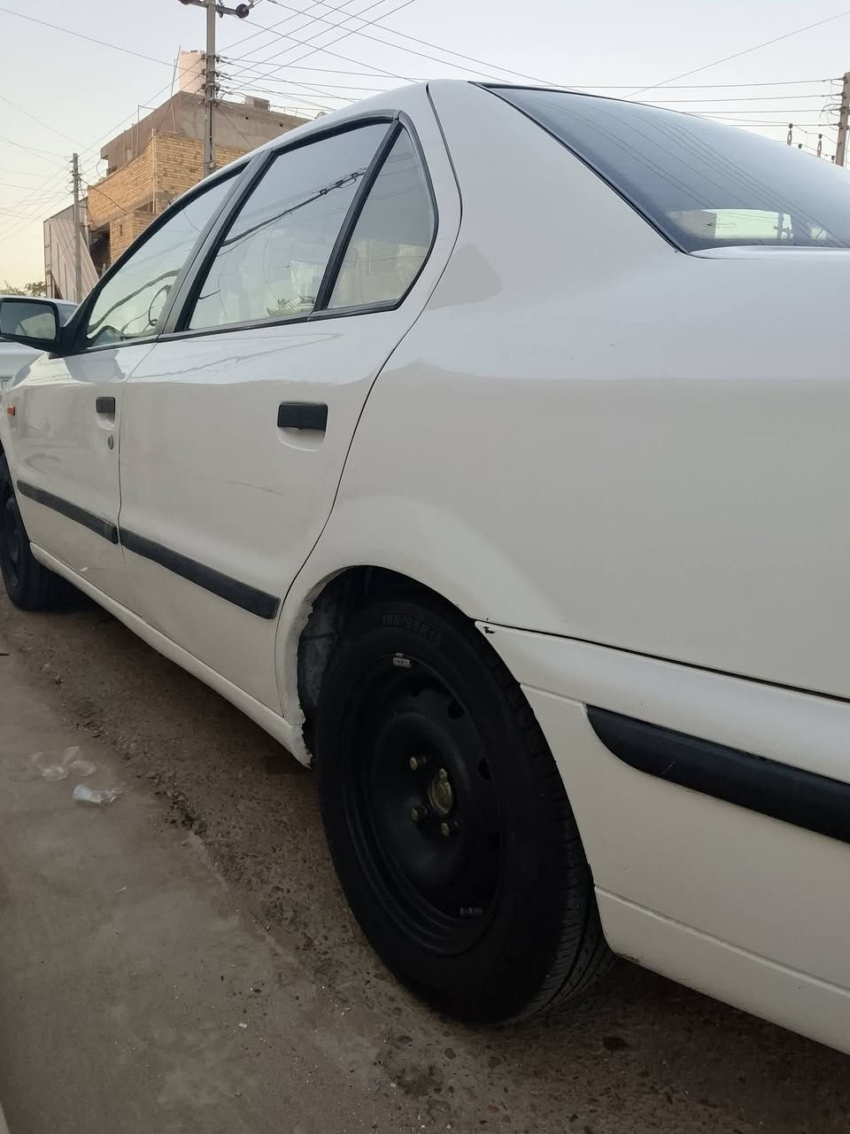 سمند موديل 10 كفاله
 تعمير بس دوس وهلالات خلفيه
 كير مكينه كفاله تبريد ثلج وين سويج 
رقم انكليزي سنويه ل30 سياره مال جناي 
السعر 42 وبيه مجال قليل /@***********
