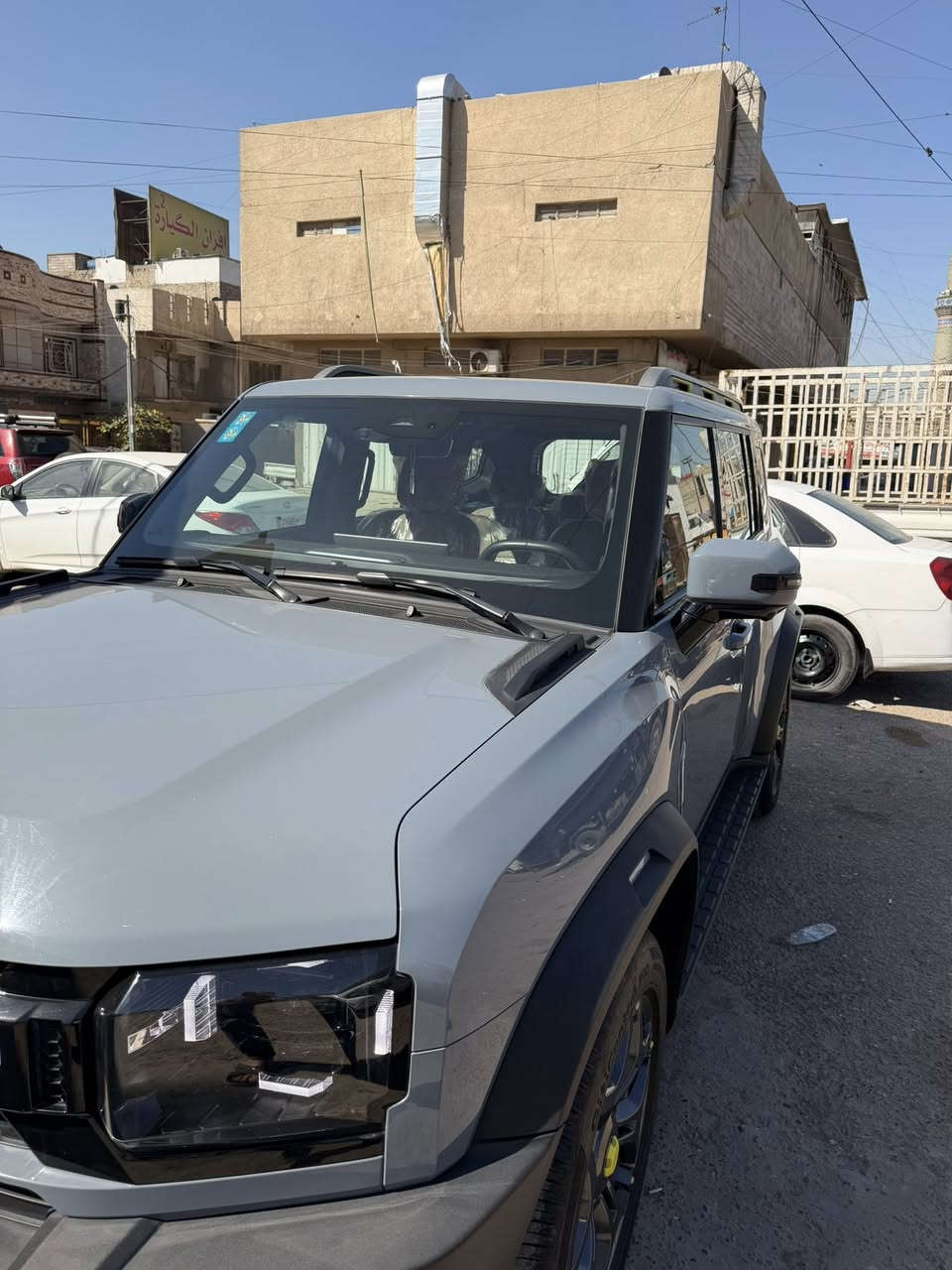 السلام عليكم جيتور T2المديل 2025 شركه هارلم فول موصفات بعده داخل الضمان السياره ماشيه 8000 السياره 4كامرات 360 درجه باب خلفي شفط السياره جديده جداً فول نضافه سياره مكفوله كفاله عامه السياره بنوراما السياره داخل رمادي سياره بغداد بسمي تحويل ثاني يوم 
المكان بغداد 
الاستفسار ***********
