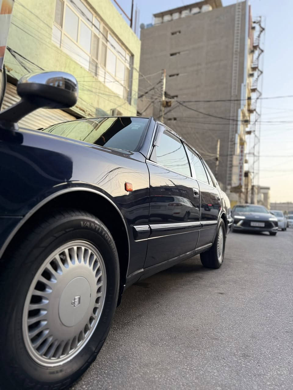 يالله سلام عليكم سياره راس ثور تكم لبيع لون حبري موديل 97 سياره  فول. شاصي 55 فحل. غرفه أم الولد خمس دكم شاشه ليزريه جنجر12 قرص سيارهً كفاله ماعده جاملغ خلفي بي صبغ بدون حادث شخط ونصبغ الباقي كفاله عامه ضربه وكص  سياره جاهزه كير مكينه 3000 فيشتين حداديه تخم تاير كله جديد رقم بغداد دولي بسم شرط تحويل بكافت المحافضات مشروع وطني مكان سياره نجف سعر سياره  115  بيه مجال شي بصيط الاستفسار اتصل عله رقم او واتساب ***********
