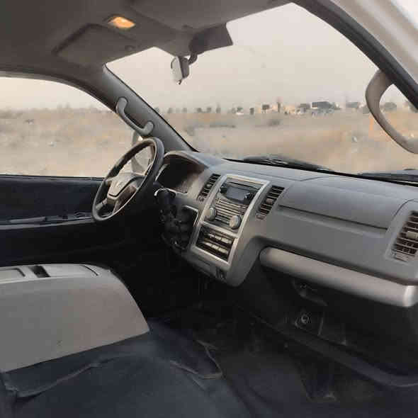 فتون سي تو 2017 مكينه صغيره رقم *********** صاحب السياره  والسعر 127 ورقه
