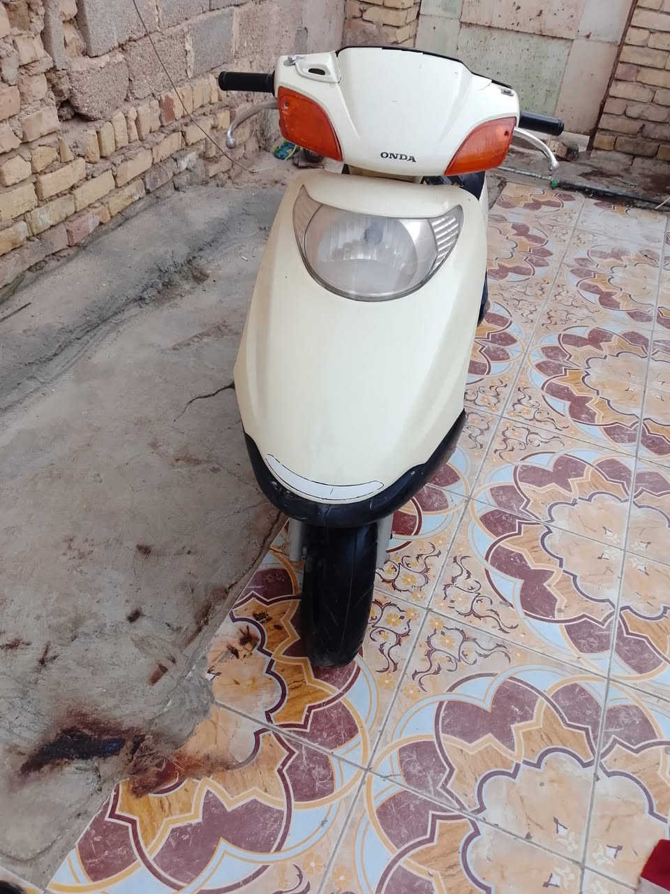 ‏سلام عليكم عندي دراجة ياباني دراجة حلوة مفتوحة Viber ‏الأول مرة للبيع دراجة كهربائيات كلها شغالة نظيفة السعر 500 بيها مجال شي بسيط حق الجاية عنوان الدراجة كوت زين القوس  ￼شراي لا يكسر حلال العالم والسوق باشكال أي استفسار عن هذا الرقم ￼ *********** ￼￼
