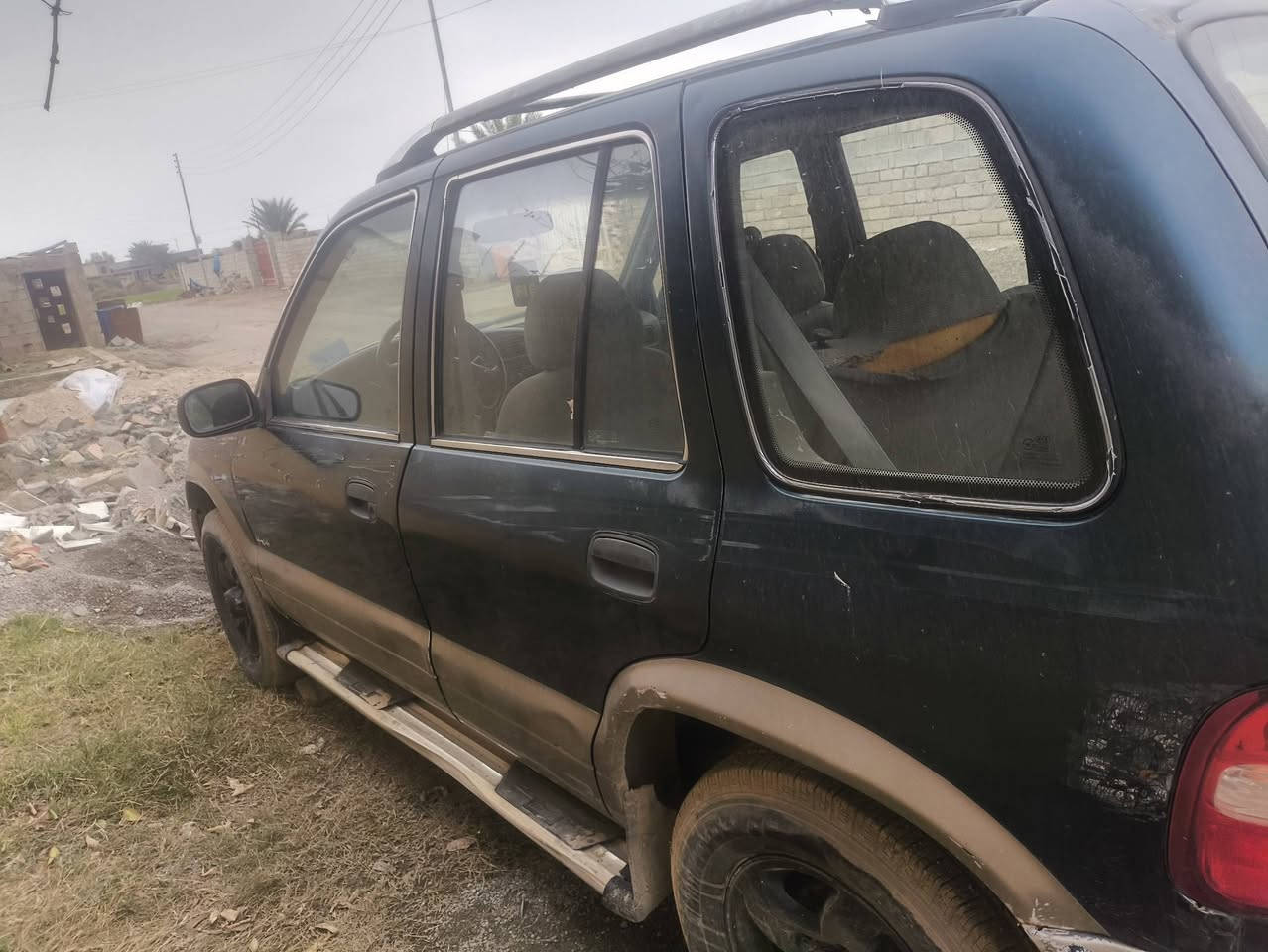 سـبورتج موديل 2000المحرك مال محور مال تيوته كابريته وا السنويه ساقطه بل2023 سعره 30 وابيه مجال وا امراوس حسب القناعه المكان صلاح الدين تكريت الرقم ***********
