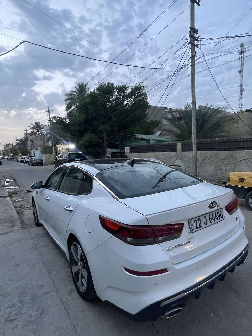 سلام عليكم كيا اوبتما 2019 S
حادث امريكا جاملغ خلفي كلش خفيف وبلعراق انطخت بدلت باب سايق وجاملغ مال حاويه مال كصة بلاديات بدون 
دواخل بدون ايرباكات 
موصفاتها ….
بانروما 
بصمة 
ويل ١٨ 
ردارات وحساسات كامرة 
شاشة جبيرة
انضمه سبورت ايكو وعادي 
ماشية ٩٤ ميل 
السعر //148وبيها مجال قليل
***********
🚨🚨🚨🚨🚨🚨🚨🚨🚨🚨🚨🚨🚨🚨🚨🚨
