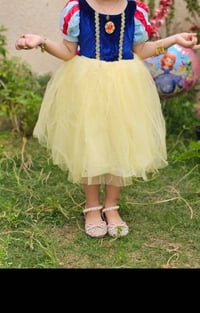 فساتين طفلة • لبسة وحدة • توصيل