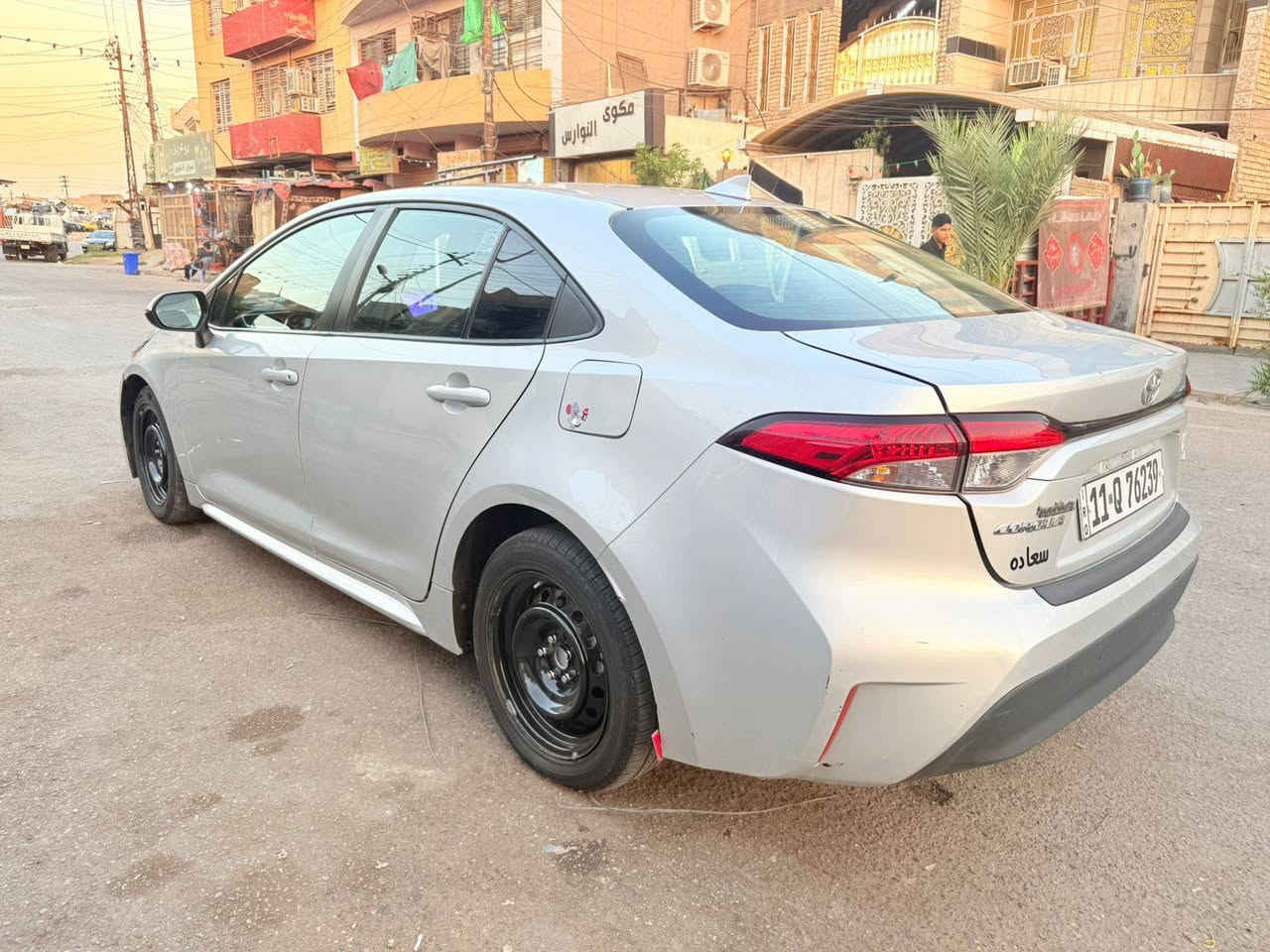 السلام عليكم
سيارة كورلا لون سلفر 
موديل LE23مكينة 2000
طاحونة
وارد امريكي حادثها شطح جاملغ وباب وشوية من الباب الخلفي 
ماشية 83الف ميل رقم بغداد بأسمي 
مواصفاتها 
تحكم ستيرن جهتين 
مانع انزلاق 
اوتو هولد 
هاند بريك كهربائي
تحديد مسار 
توقف ذاتي 
سياقة ذاتية
رادار امامي 
شاشة كامرة خلفية 
مثبت سرعة
الرقم***********
***********
