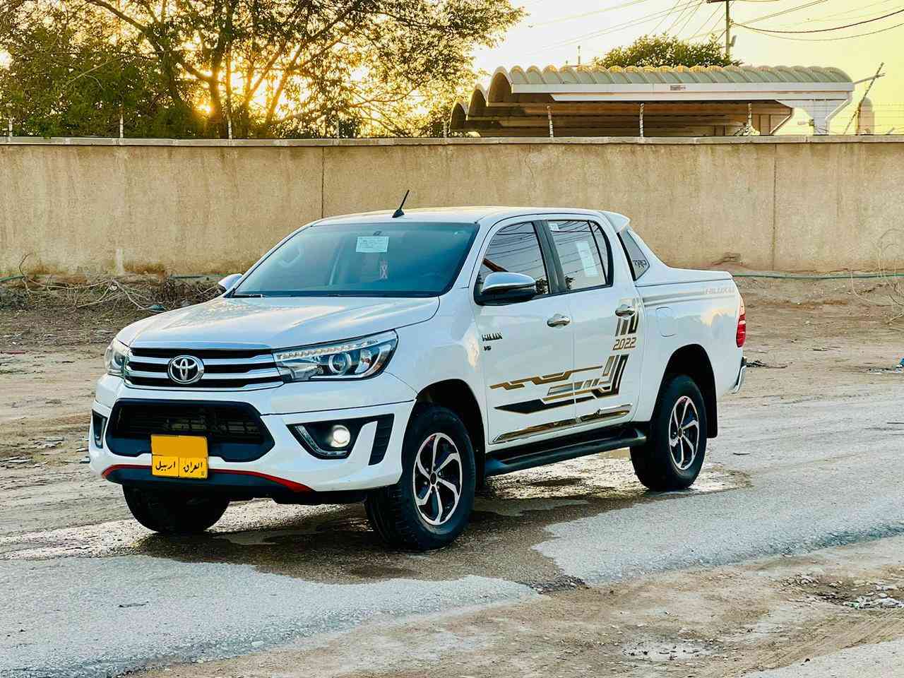 السعر  288  الاتصال ***********
هايلوكس تي اردي موديل 2020 رقم اربيل تريد وكاله تريد تحويل حاضر بئي وقت

 فول مواصفات 1ع1 محرك 6سلند مامفتوح وضع الشركه ماشيه 180 اصل

سياره جديده بمعنى الكلمة ستخدام شخصي 

كفاله عامه ماعده شبر صبغ بل بنيد بدون فتح ولا معجون الباقي كفاله عامه شرط السونار تفحص وين ميعجبك

مكينه وكير وحداديه جدد تخم تاير كهربائيات كله شغاله تبريد ثلج سياره مال جناي وترايه كلش حلو برغي ماعايزه

مكانه#نجف
