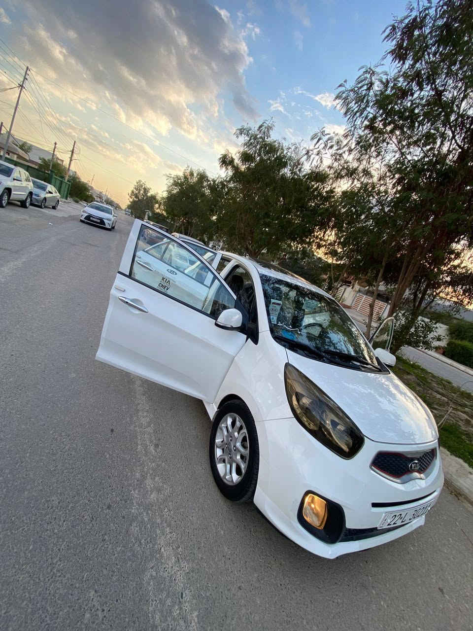 للبيع بيكانتو موديل 2015فول فول موصفات سلايت تحكمات مرايات شفط سياره بدون صبغ بس بي بارد وسياره بسمي شخصي رقم اربيل جديد سنويه 2031مكاني كركوك وسعر 88 وبي مجال بصيط جدا ***********//////////////////////***********
