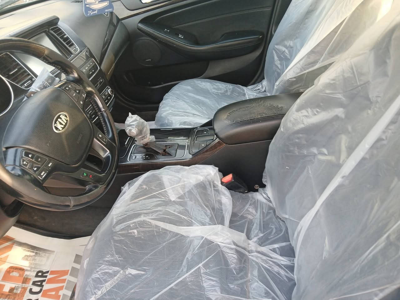 كيا كادنزه موديل 2016 فول اوتو1/1 بنوراما وارد امريكي حادثه جاملغ بسيط بدون دواخل
محرك 6سلندر اوتوماتيك كير محرك مكفولات
تبريدثلج 🥶 تخم تاير حداديه صدر ممتاز  
سعر108 ورقه  
عنواني بغداد ***********

