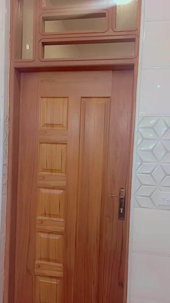 السلام عليكم بيت للبيع
منطقه الحسينيه السكلات شارع 20 ابو علي المضمد وره المدارس مقابل ال15 
بناء جديد عالي على الشارع متر ركن  100م مربع 
غرفه نوم واستقبال ومطبخ ومنور مع صحيات ناقصهن بس بيبان لان البناء جديد مثل ما وضح بالفيديو 
السعر 68 وبي مجال بسيط رقم صاحب الدار ‏‪***********‬‏ الاستفسار الاتصال
