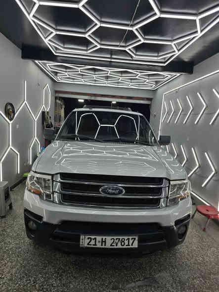 فورد اكس بدشن موديل 2017 
السعر188 بيها مجال بيع او مرواس 
3قطع صبغ 
سياره جاهزه مابيها نقص 
7 راكب جلد كير تعليك 
مكينه 6 سلندر 3500 تيربو 
بغداد السيديه 
الاتصال  *********** Colombo
