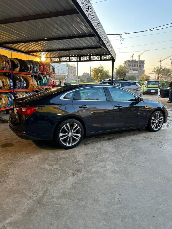 السلام عليكم ماليبو LT موديل 23 وارد امريكي ضرره موضح بلمنشور جاملغ امامه فقط وطلع بيها كلير بلجاملغ الخلفي بدون اي دواخل بدون ايرباك ماشيه 43 مل سياره جديده وجاهزه مابيه كل نقص 
السعر 118  
*********** بغداد الدوره ابو طياره
