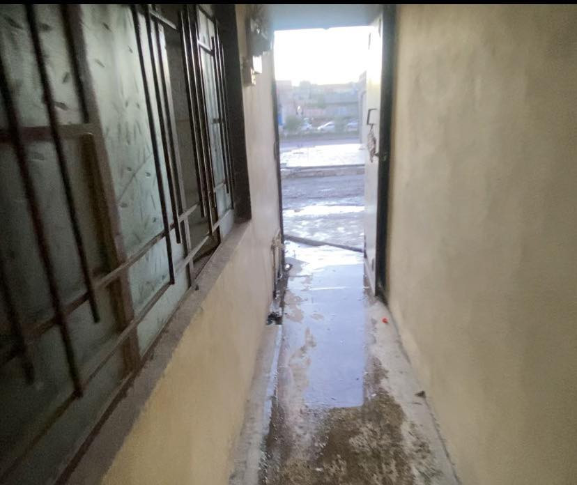 عروض مكتب ضفاف النيل
دار للبيع 
المنطقه موصل الجديده شارع بغداد خلف اصباغ الوطنيه
المساحه 85متر 
غرف عدد 2+مطبخ حمام صحيات 
سند طابو الأيمن 
تحويل مباشر 
السعر 50مليون قابل لتفاوض 
لأستفسار اكثر 📞
***********
***********
عنوان المكتب موصل الجديده قرب المجسر مجاور صيدليه ركن الجديده
