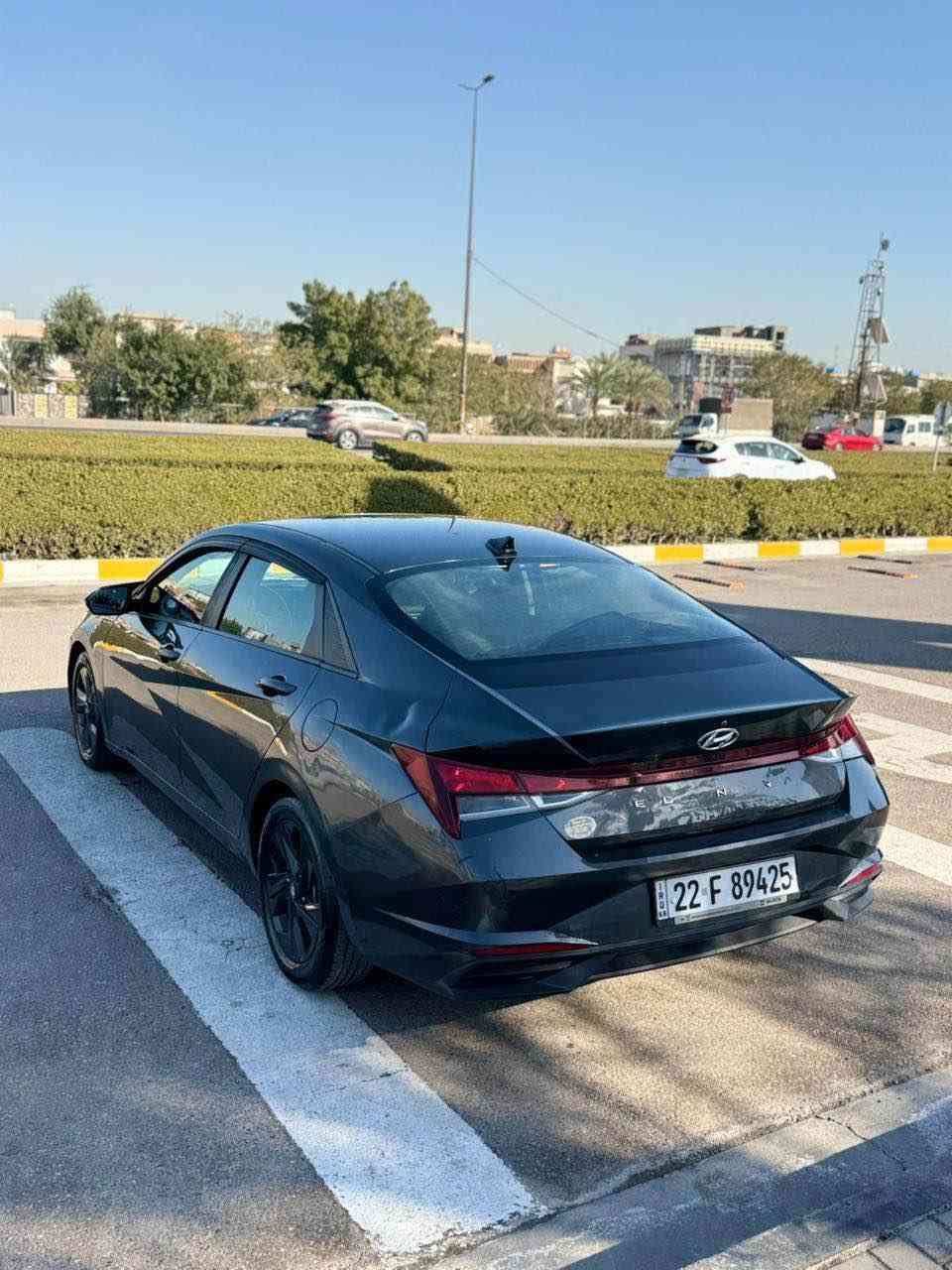 سلام عليكم /***********
السعر135 وبيها مجال قليل
النترا 2021 لون فيلي بدون ايرباك ولاداخل كفاله
ماشية 61 ميل
حادث مخدرات فقط جاملغ خلفي صبغ جاملغ امامي مبدل نفس لون 
فول بدون فتحة فقط
رقم شمالي الجديد 
مكاني بغداد الدورة
*********** بغداد, العراق
