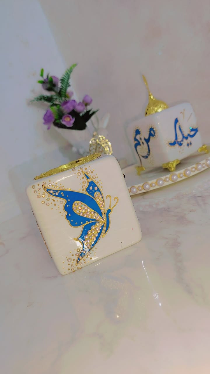 تميزي مع المرأه الذهبيه بقطعه صنعت خصيصا لك ❤️🤍
واتساب *********** 
اطلب ولا تحتار ❤️

ضمان الالوان متروح لا بغسل ولا حرارة ❤️..اسعار جدًااا مناسبة ♥️
 الالوان والنقشات حسب الطلب
متوفر توصيل واسط 3 آلاف جميع المحافضات 5 الاف 
 #رسم_على_الزجاج #رسم_على_الاكواب #مباخر #اكسبلور_فولو #تعليق#اكسبلور_فولو #شغلي #متوفر #تعليق #شغلي #متوفر #رسم_على_الاكواب #تعليق #متوفر #تجهيز #سجادة #كفر #متوفر #رسم_على_الزجاج #شُغلي
