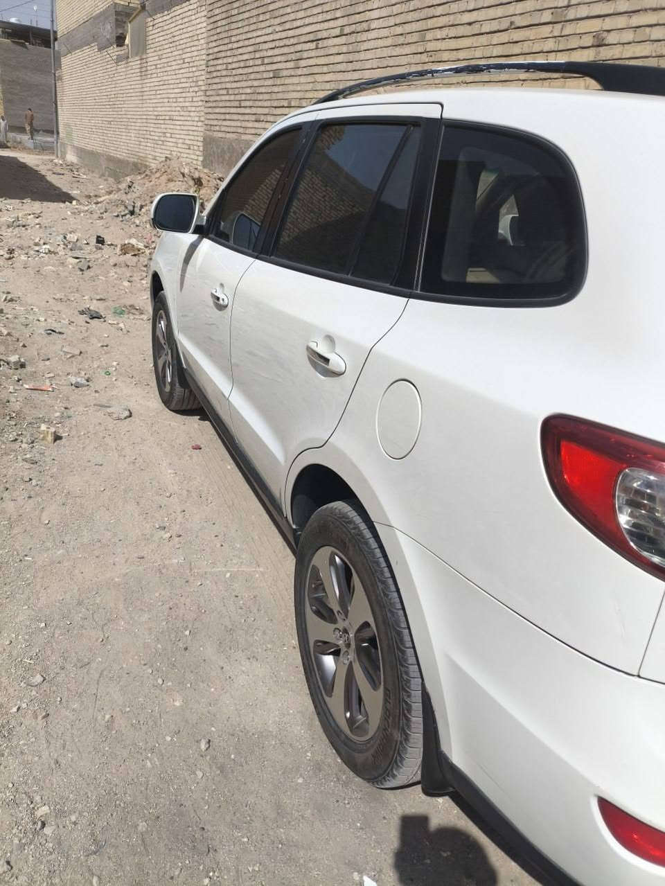السلام عليكم
سنتافيا موديل 12 خليجي مكفوله من كلشي من الصبغ ماعدا ضربه صارت بدعامية الامامية واخذت شوي من البنيد 4 اصابع

فول مواصفات 1/1 

7 راكب 

مكينه 4 سلندر 

 

السعر 135

مكاني النجف

*********** اتصال
