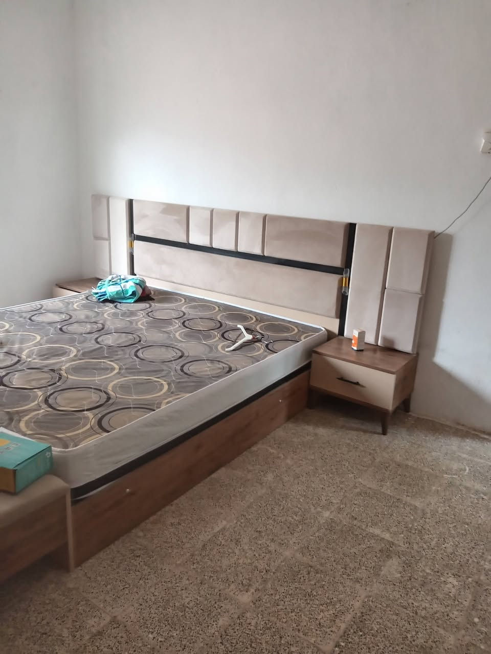 غرفه نوم تركي للبيع استعمال شهر واحد فقط جديده نظيفه شخط مابيهه
قفلهه ٨٠٠ الف


**إذا كنت صاحب هذا الإعلان وتريد حذفه لأي سبب، رجاءا أرسل رسالة إلى الدعم الفني**