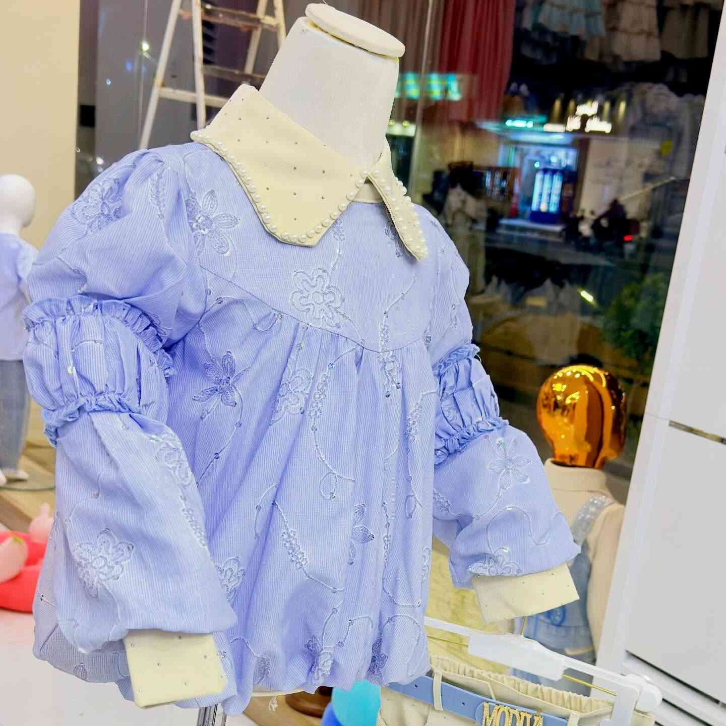 جديد بيبي شيك: طقم بناتي كيلود 🔥🥇

📏 التفاصيل والمقاسات:
• المقاسات المتوفرة: من [3 - الى - 6 سنه].

• السعر: [35 الف] دينار فقط!

📍 موقعنا: [ صلاح الدين - قضاء بلد - مقابل المدرسة الاهلية ...]

🚗 خدمة التوصيل: متوفرة لجميع المحافظات.

📩 للطلب أو الاستفسار: راسلينا على رسائل الصفحة أو واتساب [ا***********-***********].

#بيبي_شيك #أناقة_أطفال #ملابس_بنات #موديل_2026 #تسوق_أونلاين تطريز_يدوي أزياء_أطفال
