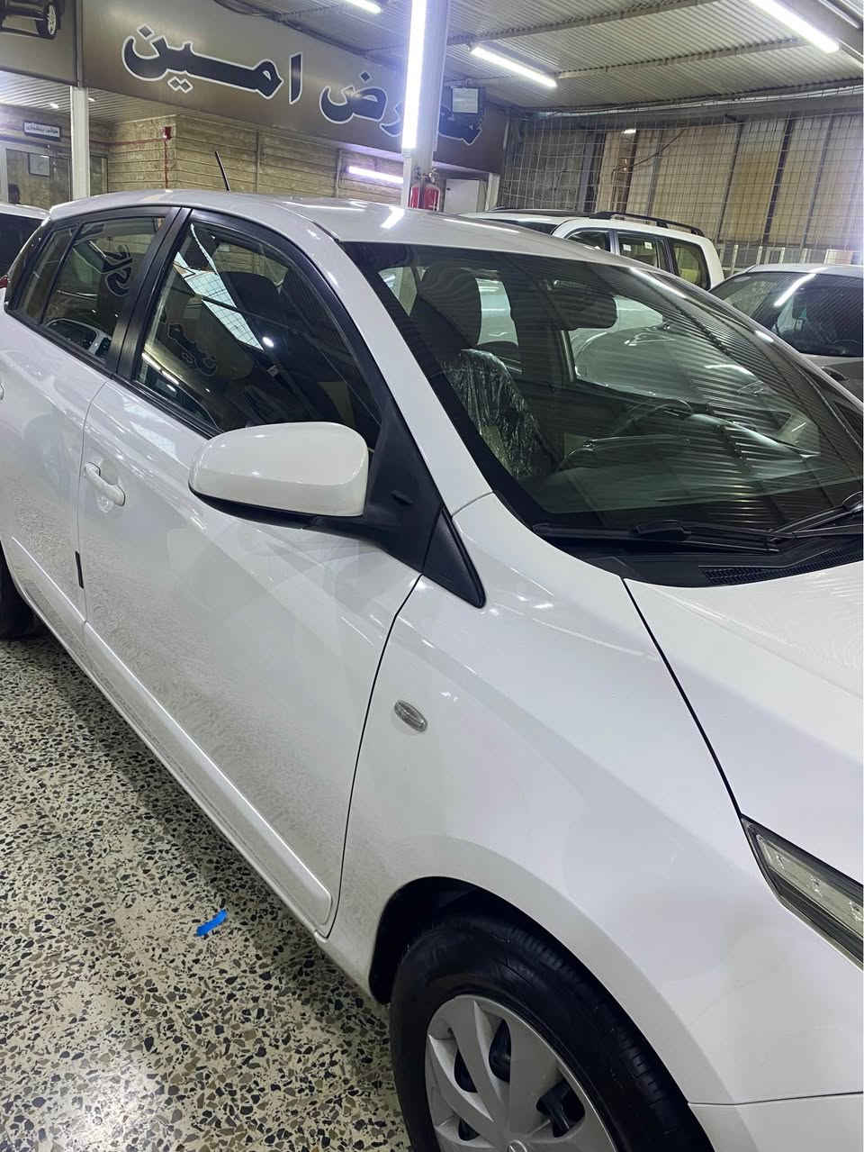 يارس مؤديل 2015ى خه ليجى مه كينه گچكه سه ياره يه كى جوانو خاوينه هه موو شتى نوى كرايته وه هه تا 2030فه حسو هه زه شى نويه سه ياره كه جاملخه كى سبوخه بى ناوى قوپه كى هه يه له ده ركه ى داواى109وه ره قه ى ده كه م كه مى مه جال 
*********** أربيل, العراق
